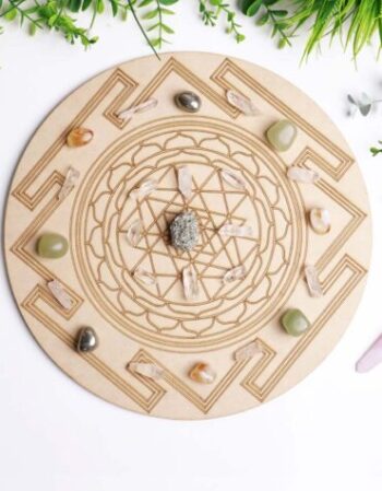 Wooden Grid Plate ( With Crystal )