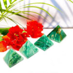 Green-Tourmaline-quartz-Pyramids_300x.jpg